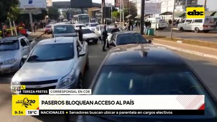Paseros bloquean acceso al país en CDE