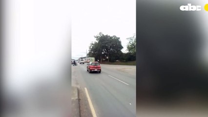 Pasajeros denuncia haber quedado varados mientras buses se aprestan para internas