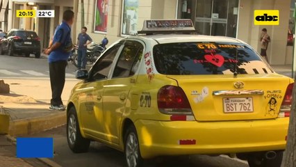 Taxistas fijan precios para traslados a vacunatorios