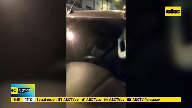 Conductor se despertó, chocó contra patrullera y se negó al alcotest