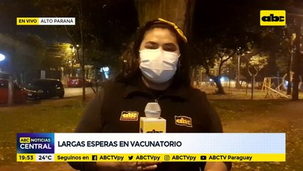 Autovac en costanera de Hernandarias