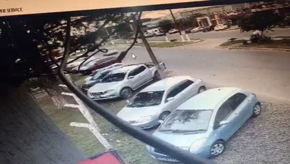 Tortolero roba computadora y dinero en Villarrica