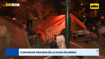 Indígenas en la Plaza de Armas necesitan leña y medicamentos