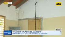 Colegio de Lambaré, en situación de abandono