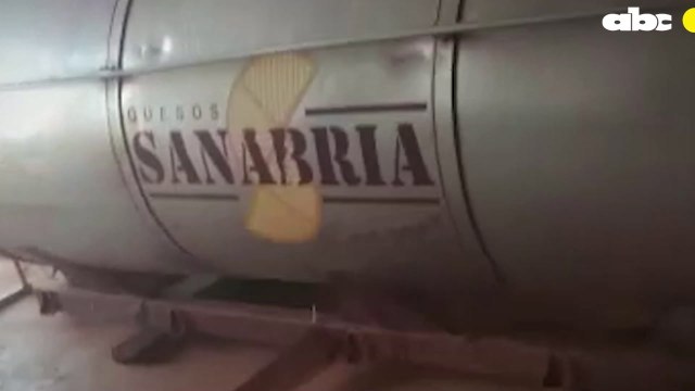 Paro de camioneros afecta distribución de lácteos