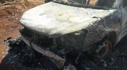 Vehículos incinerados en Pedro Juan Caballero.