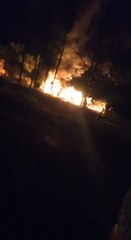 Vecinos incendian casa de presunto asesino en Ypané.