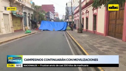 Con peñas, campesinos hacen pasar el tiempo durante movilizaciones