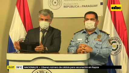 Giuzzio anuncia cambios en la cúpula policial y afirma que "dejó su renuncia en blanco" a Abdo