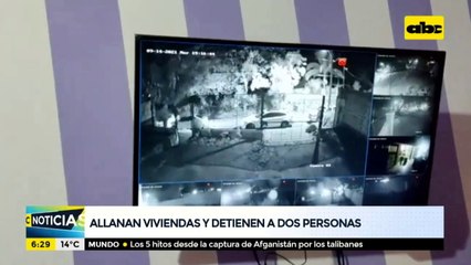 Allanan viviendas, detienen a dos personas e incautan drogas, vehículo y dinero en efectivo