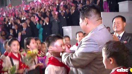 Desfile Por El Aniversario De Corea Del Norte