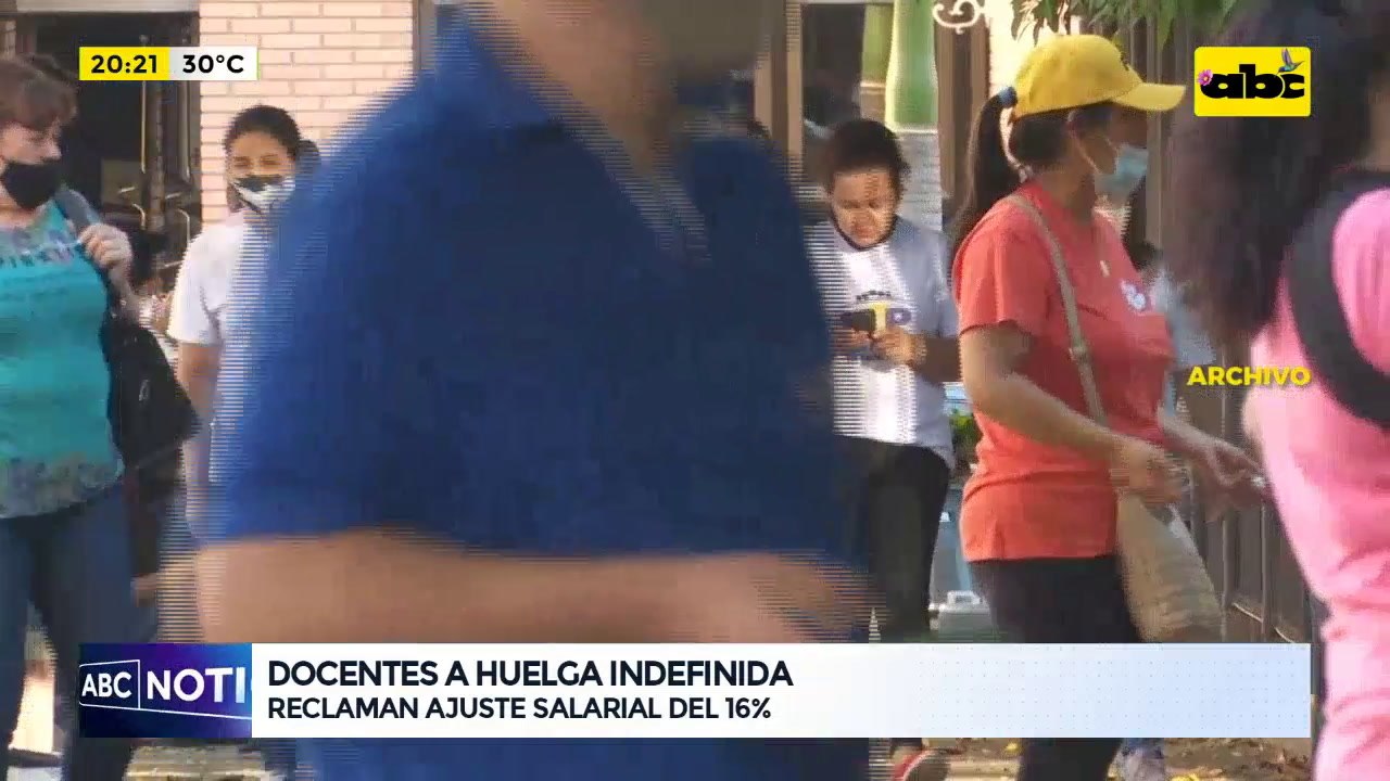 Docentes a huelga indefinida