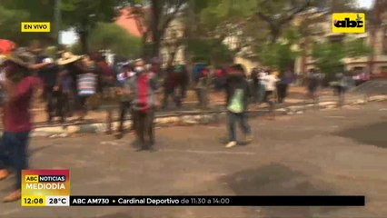 Nuevos enfrentamientos entre manifestantes y Policías