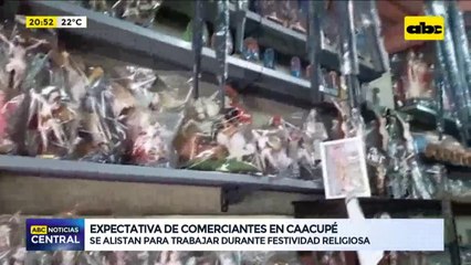 Comerciantes de Caacupé se alistan para trabajar durante la festividad religiosa