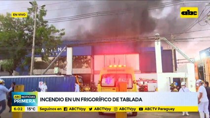 Incendio de grandes magnitudes en frigorífico en Tablada