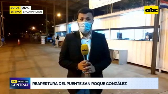 Emotivo reencuentro de madre e hija tras dos años sin verse