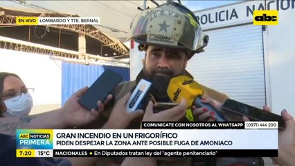 Bomberos detectaron el foco del incendio y trabajan para contenerlo