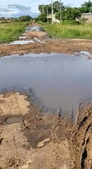 Caminos de barrio Colinas de Pilar en pésimo estado.