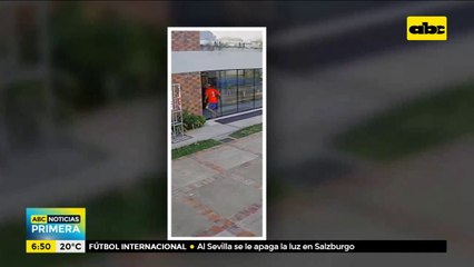 Hombre roba televisor de 70 pulgadas