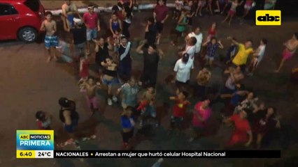 Pobladores de Pelopincho se manifiestan denunciando que siguen sin energía eléctrica tras temporal