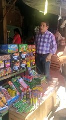 Retiran más puestos de venta de pirotecnia del Mercado 4.