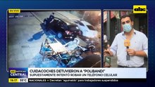 Cuidacoches detienen a un policía