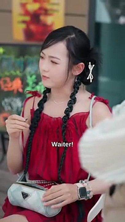 She enters a novel as the fake heiress of the family Her hidden thoughts can be heard by her family