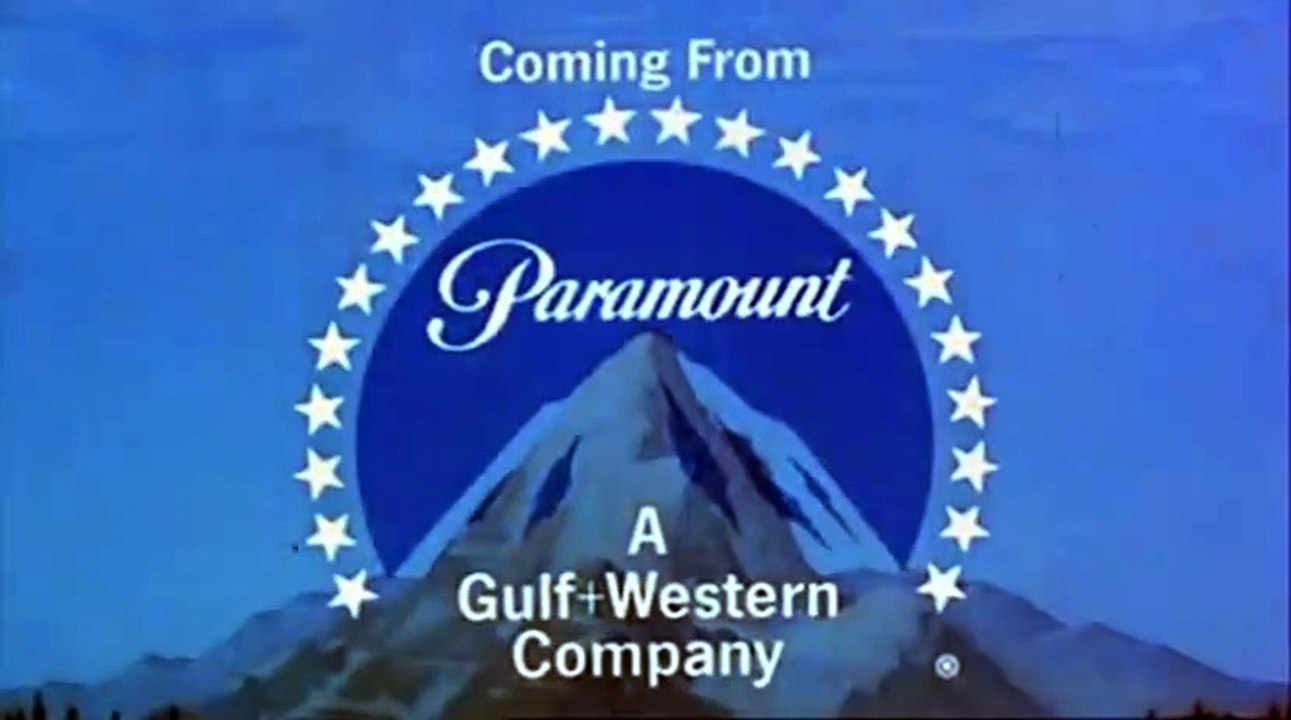 Eine ganz normale Familie Trailer OV