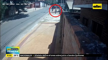 Asaltan local de cobranzas y llevan dinero