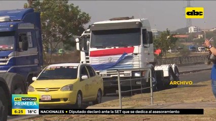 Camioneros exigen medidas que hagan previsible el precio de los combustibles