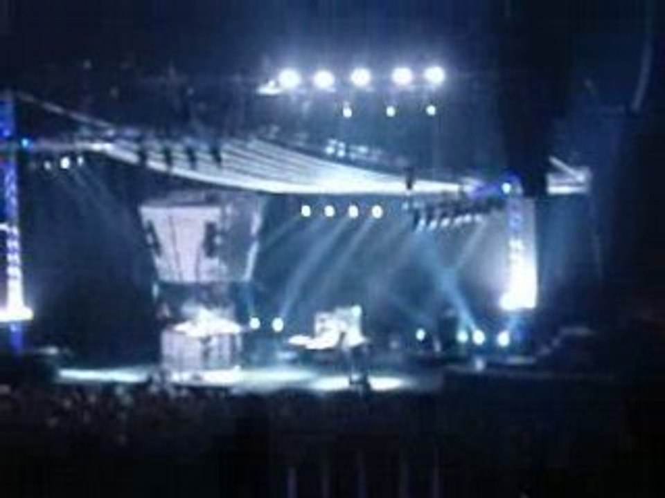 MUSE BERCY 2006 take a bow