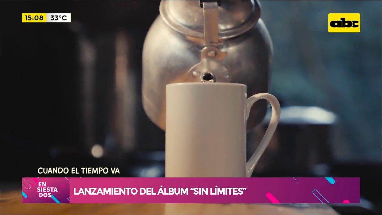 Lanzamiento del álbum “Sin límites” del cantautor Pedro Martínez en el Teatro Municipal de Asunción