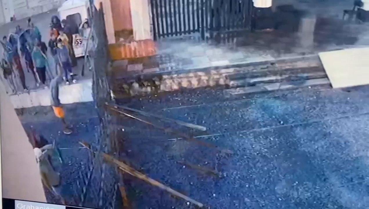 Así invaden la Estación de Ferrocarril