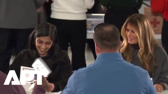 ‘Merry Christmas’ — Melania Trump and Usha Vance Prepare Care Packages for Deployed Troops | APT
