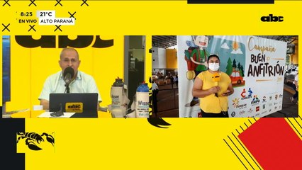 Con chipa y danza reciben a turistas en CDE