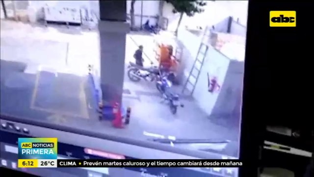 Robó una moto, pero no fue muy lejos