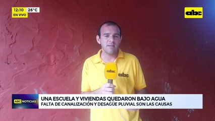 Video: Una escuela y viviendas quedaron bajo agua
