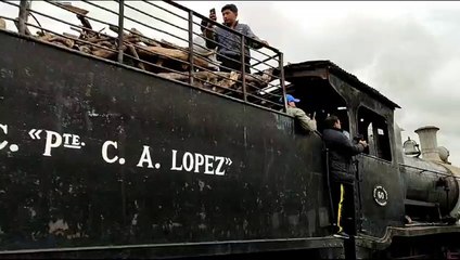 Whatsapp Video 2023-09-13 At 17.36.22Fiesta en Ypacaraí y puesta en movimiento de la Locomotora Nº 60