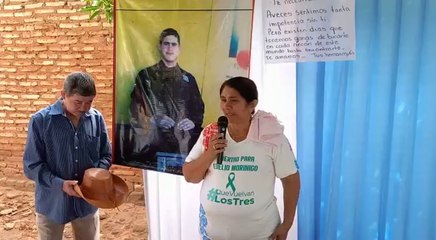 Obdulia Florenciano, durante misa por cumpleaños 33 de Edelio