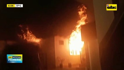 Incendio en Asunción controlado por bomberos