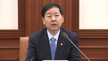 구윤철 "15일부터 10대 치킨 조리 전 중량표시 의무화" / YTN