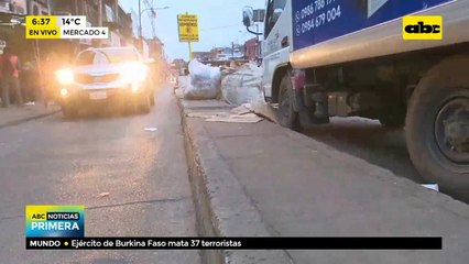 Mercado 4: niña falleció tras ser arrollada por un bus