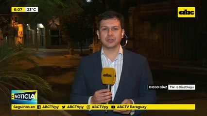 Taxistas acorralan a ladrón de motos