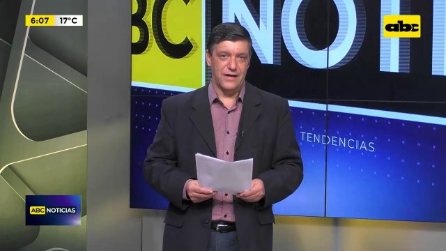 Aparatoso triple choque deja cinco heridos