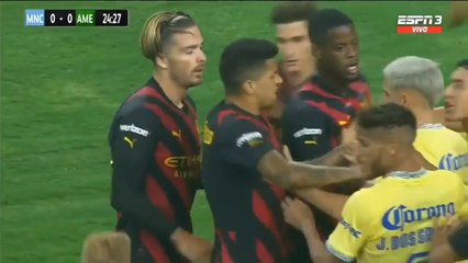 Richard Sánchez encaró a Jack Grealish en el amistoso en Estados Unidos