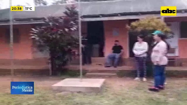 Pabellón de escuela al borde del derrumbe