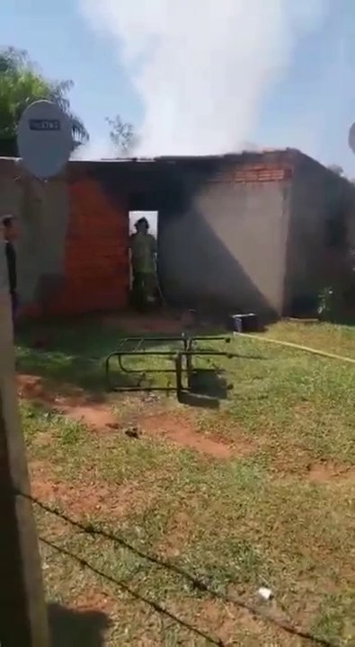 Bomberos de Luque ayudaron a sofocar el incendio
