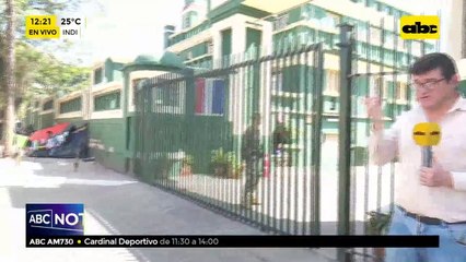 Comunidades indígenas acampan frente al INDI