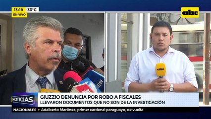 Giuzzio denuncia por robo a fiscales