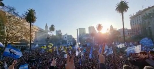 Marcha en la Plaza de Mayo de Argentina